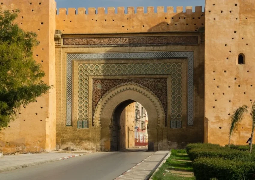Private 15-Day Morocco Tour from Casablanca through the Sahara Desert and historic cities